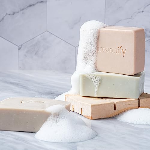 HARMONIFY All Natural 3 Set of Soap Bars, (Avocado, Carrot, Shea Butter) with Wooden Soap Dish, Assortment of Hand-Made Soaps, Skin Revitalizing and Moisturizing, Healthy, Made in Europe