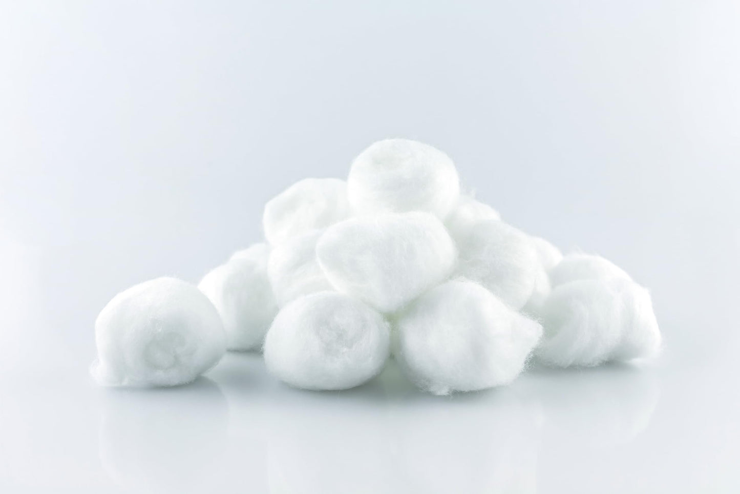 Swisspers Multi Care Cotton Balls, Triple Size, 200 Count, 4.75-Ounce (Pack of 24)