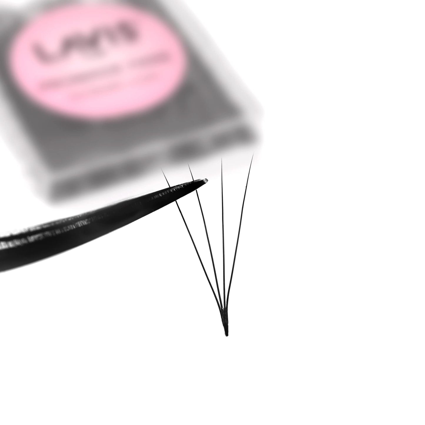 LAVISLASH 500 Promade Fans Eyelash Extension | Handmade Loose Volume Lash | Mutiple Options 3D-8D/10D/12D/14D/16D Fans | 0.03/0.05/0.07mm Thickness | C/CC/D Curl | 8-16mm Length(4D-0.07-C-12mm)