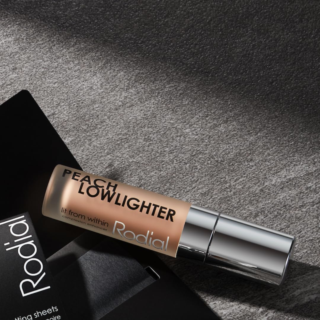 Rodial Peach Lowlighter 0.1 fl oz, Liquid Colour Concealer, Face Concealer with Silky, Non-Shimmer Finish, Warming Complexion-Enhancer, Hydrating Formula with Hyaluronic Acid, Vitamin E and Caffeine