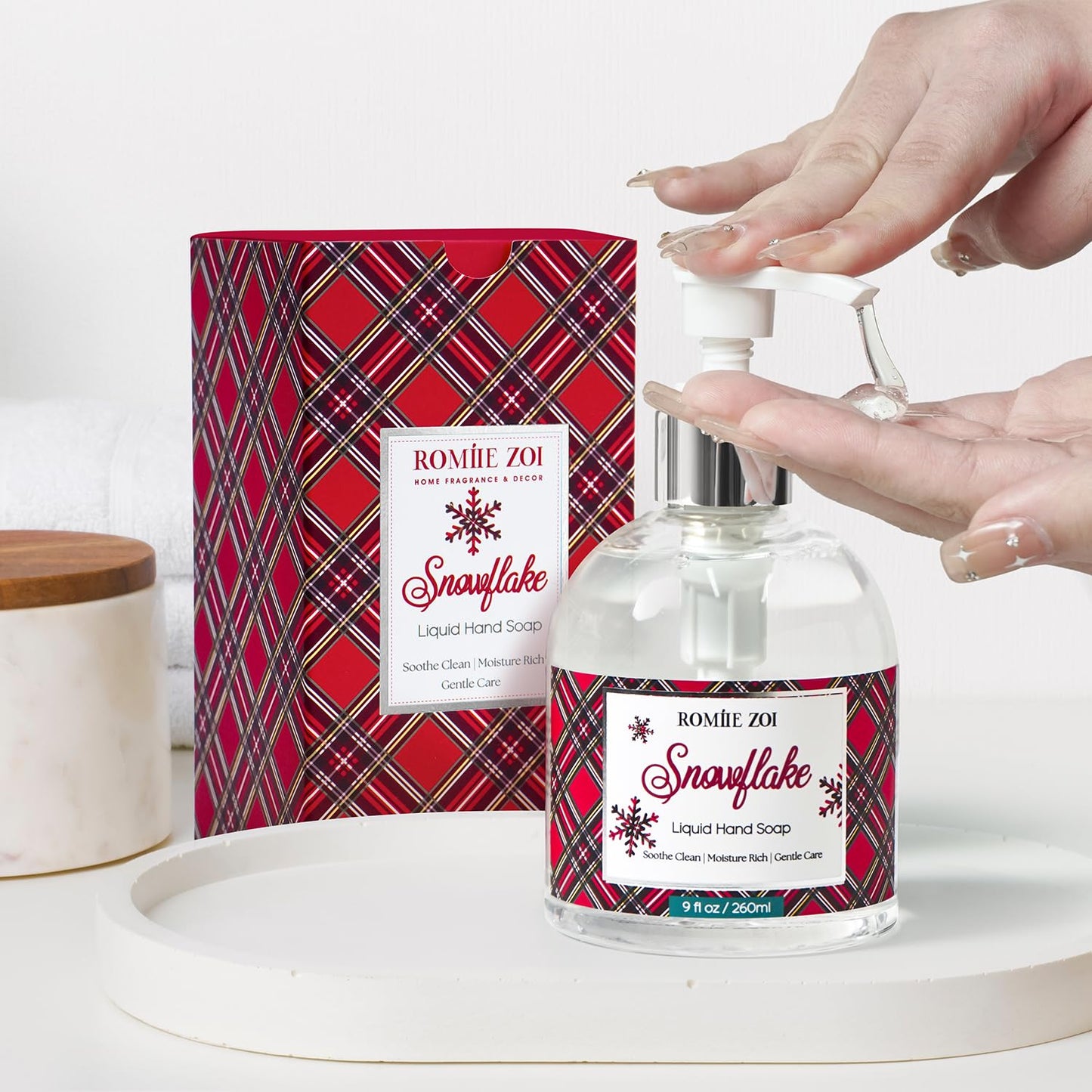 ROMIIE ZOI Christmas Liquid Hand Soap with Gift Box - Scottish Tartan, Infused with Winter Pine Aroma - 260ml/ 9 fl.oz