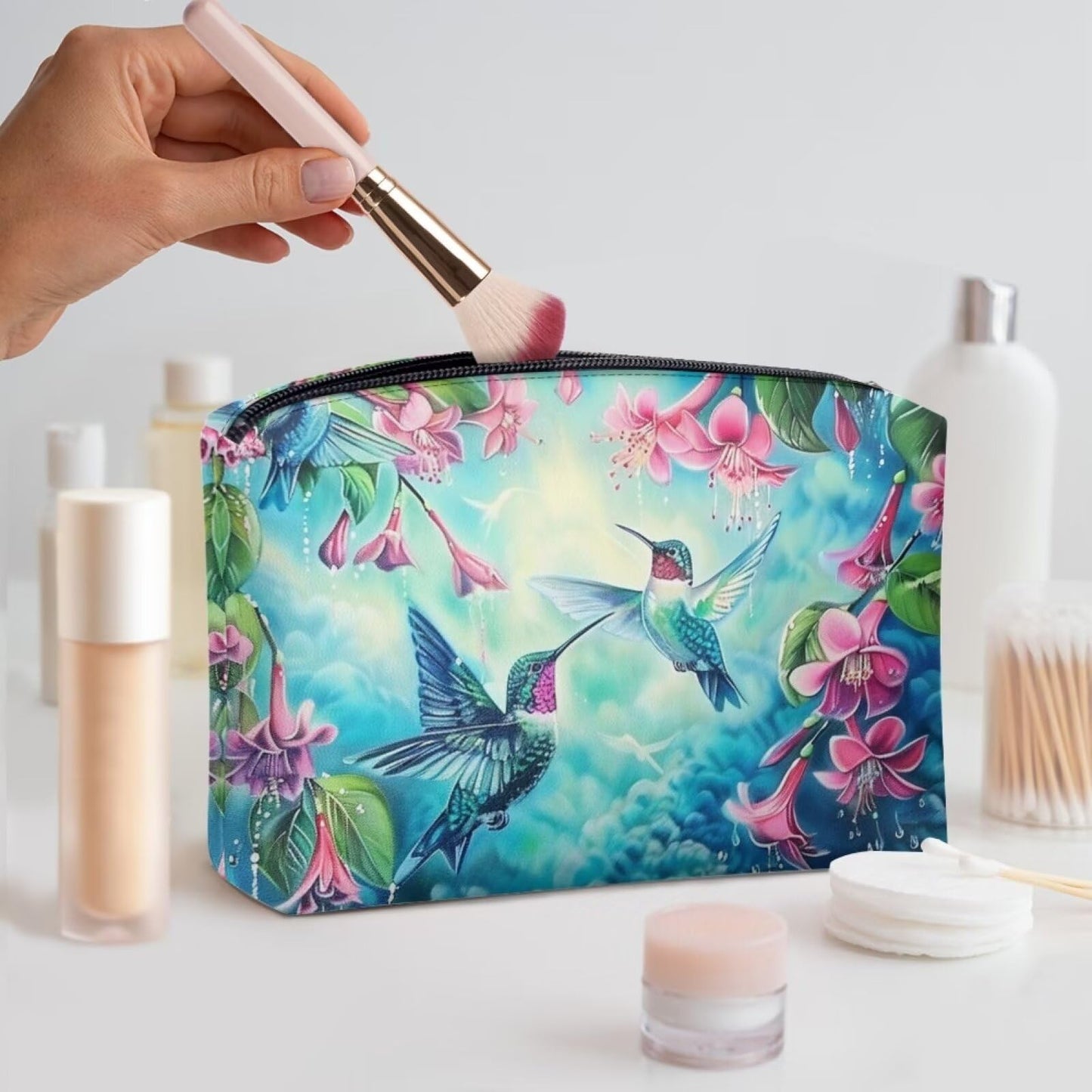 ELEDIZI Hummingbird Makeup Bag Toiletry Bags for Traveling Women Leather Cosmetic Bags for Women Skincare Bag Waterproof Small Personal Items Travel Bag Nice Gifts for Women Birthday Quality Items