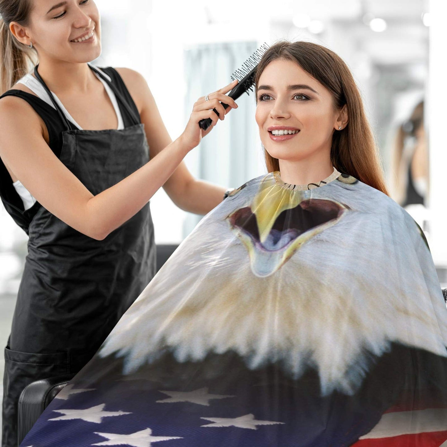 visesunny Barber Cape American Flag Bald Eagle Polyester Hair Cutting Salon Cape Apron Anti-Static Haircut Shaving Cloth Beard Shaving Bib Hairdressing Cape