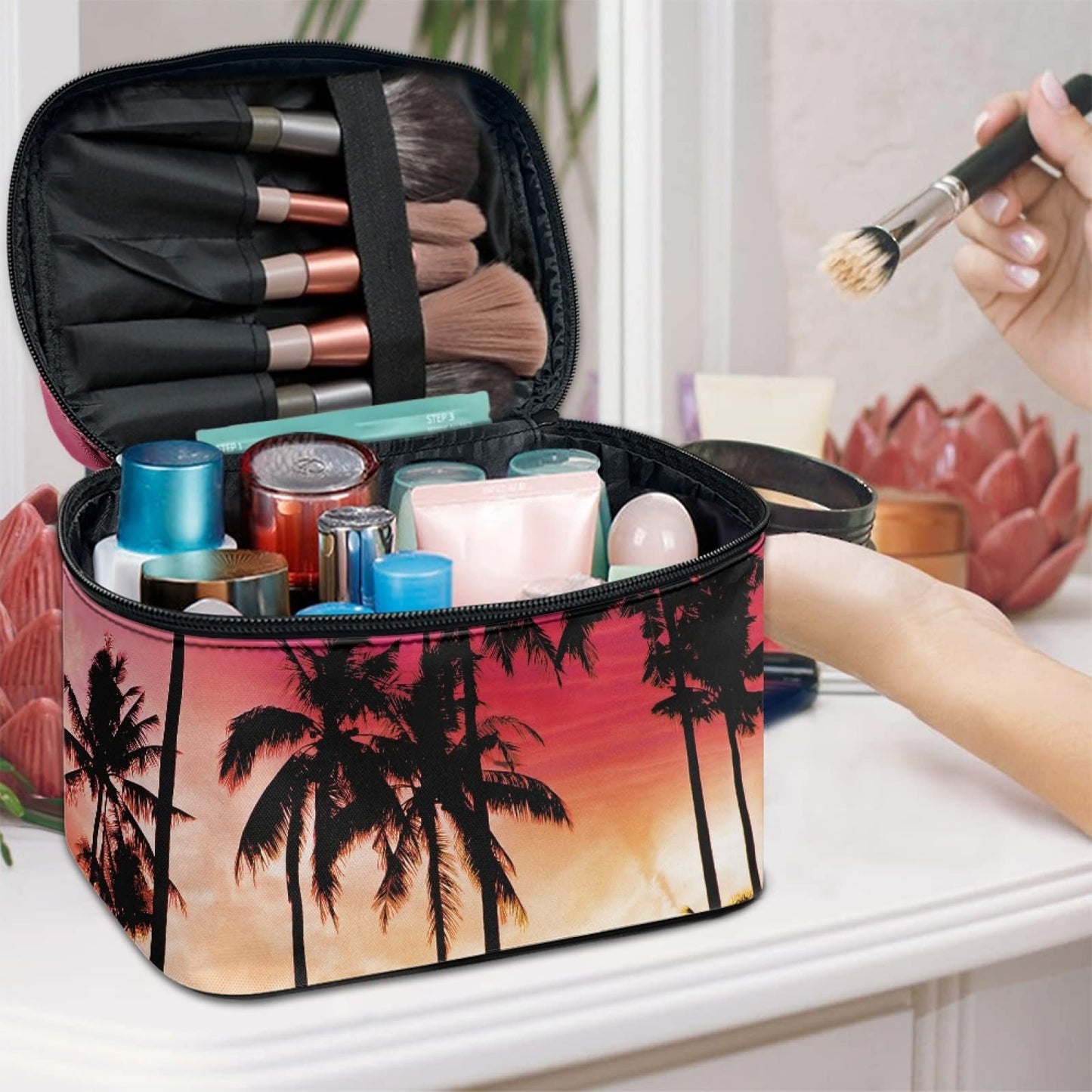 Horeset Palm Tree Print Novelty Women's Cosmetic Bag Waterproof Portable Bag Two-Way Zipper with 5 Brush Slots and 1 Band