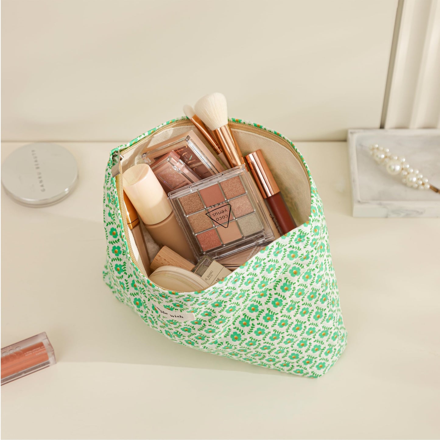 HBselect Floral Makeup Bags for Women Girls Gift,Flower Embroidery Cute Makeup Pouch for Purse Organizer,Zipper Canvas Quilted Cosmetic Bag,Travel Toiletry Small Make Up Bag,Green