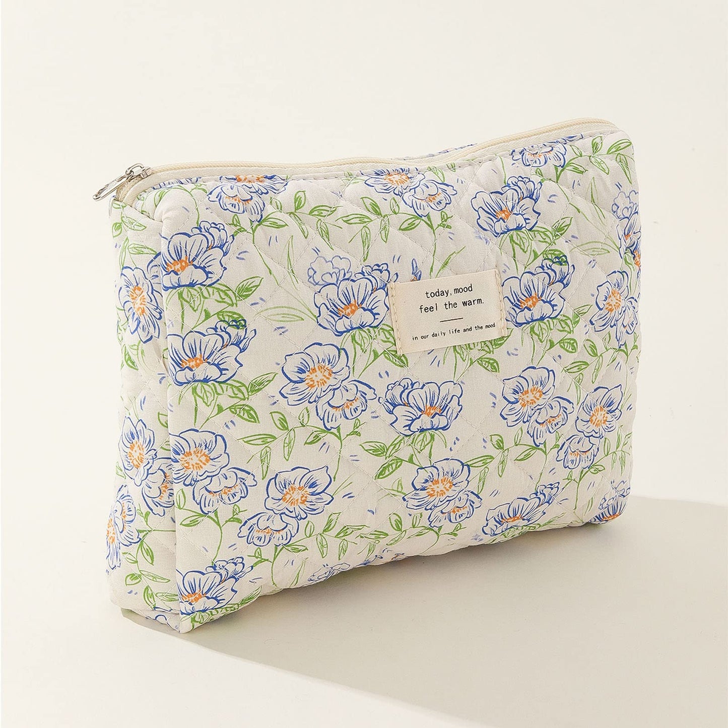 TWOYOMN Printed Cotton Makeup Bag Large Travel Cosmetic Bag Quilted Cosmetic Pouch Aesthetic Floral Toiletry Bag for Women Girls bag